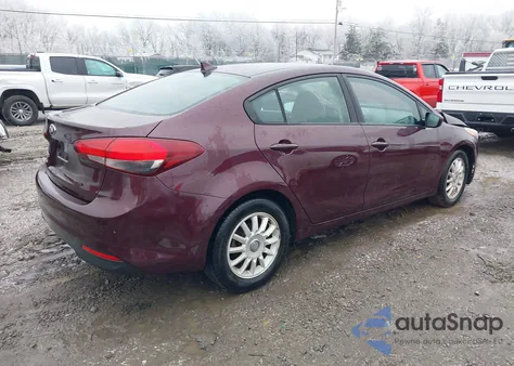 2017 Kia Forte Lx из США, поврежденный, VIN 3KPFK4A76HE049827